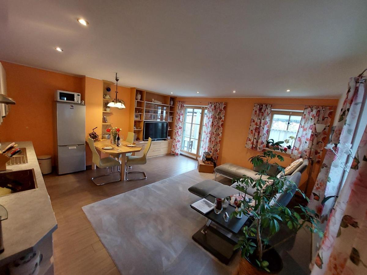 Ferienwohnung Abendrot Assling エクステリア 写真